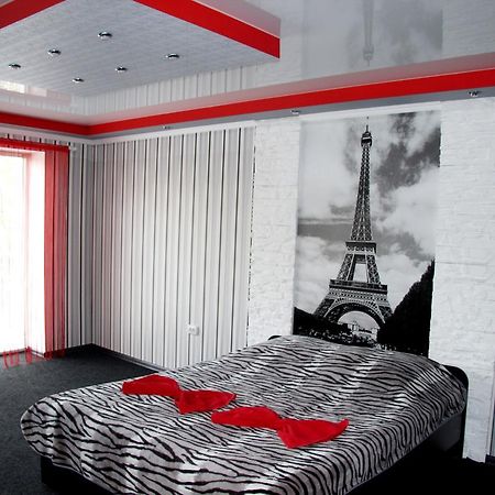 Apartment On Bohoiavlenskyi Avenue Mykolaïv Esterno foto