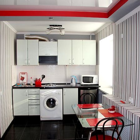 Apartment On Bohoiavlenskyi Avenue Mykolaïv Esterno foto